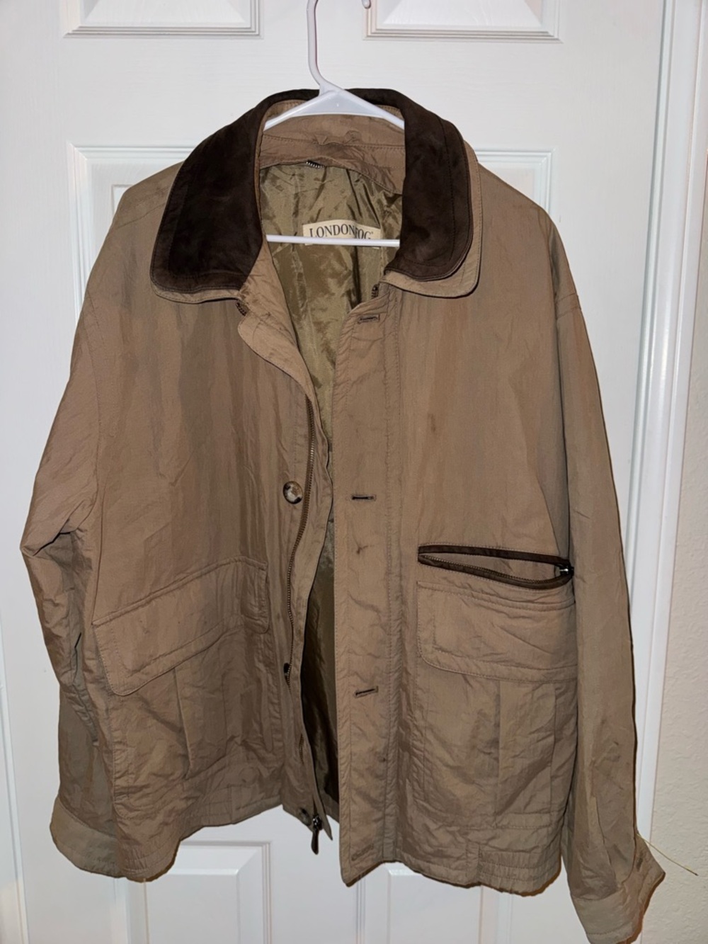 Vintage London Fog Men's Tan Brown Collared Jacket with multiple front pockets